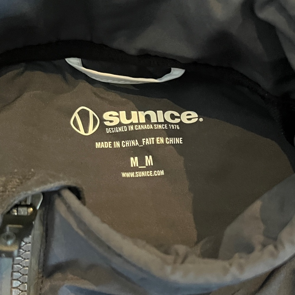 Sunice Black Jacket - image 2